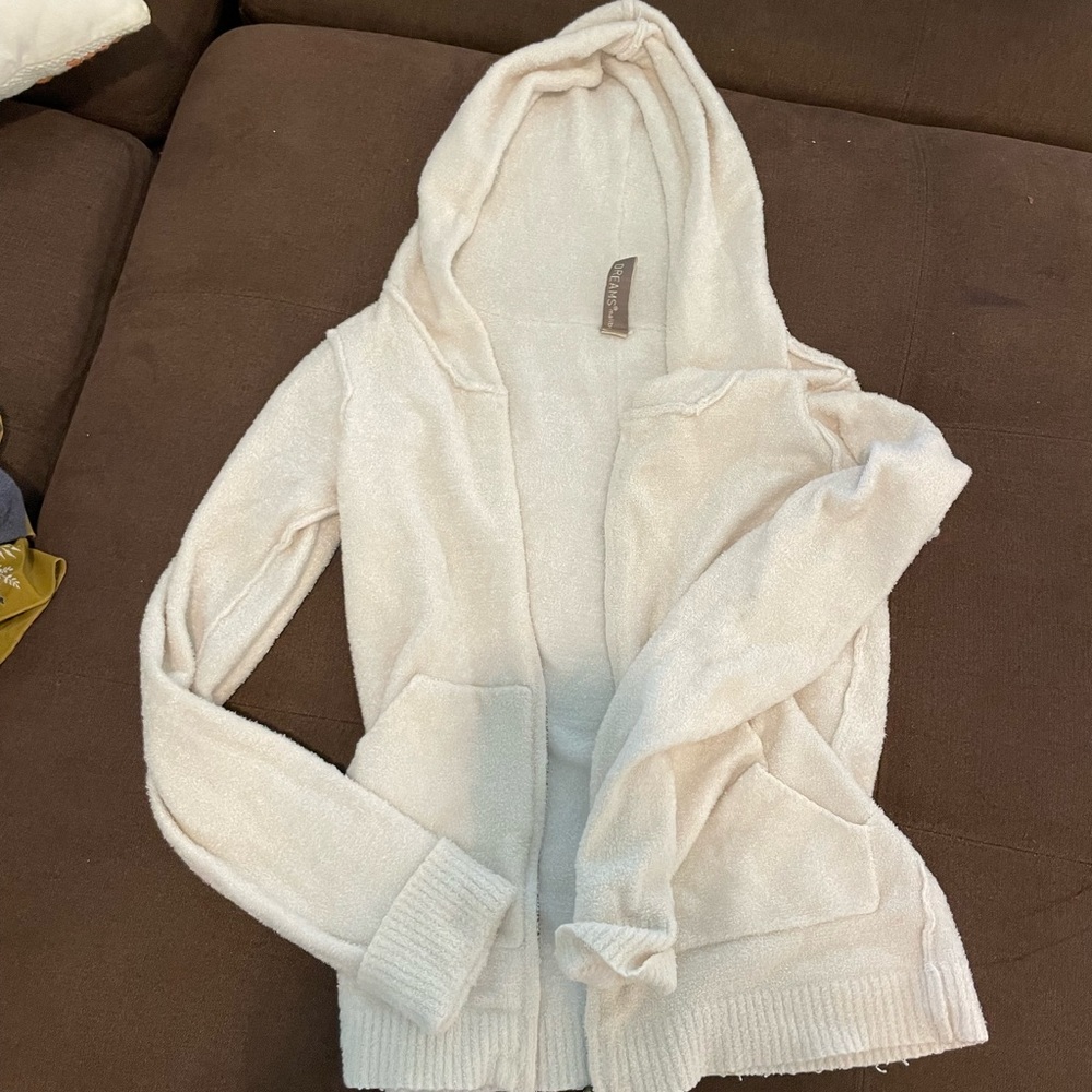Barefoot dreams sweatshirt